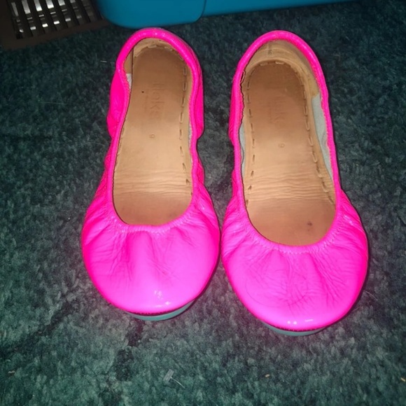 Tieks Shoes - Pop pink tieks